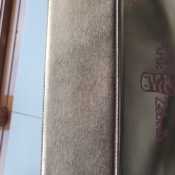 #10 Pink Zebra 💗 purse tote bag. - Picture 3 of 3